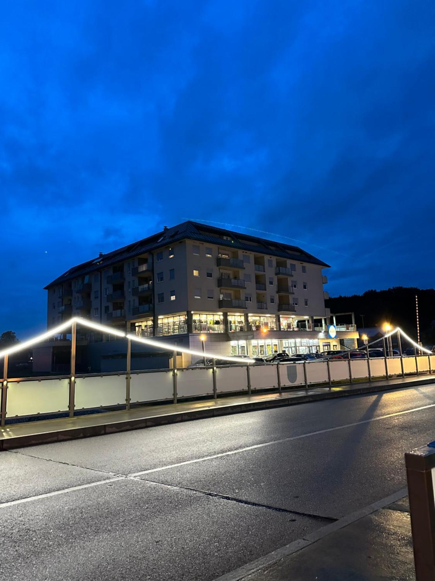 Apartman Eva, Moderan Stan U Srcu Zagorja Krapina Luaran gambar